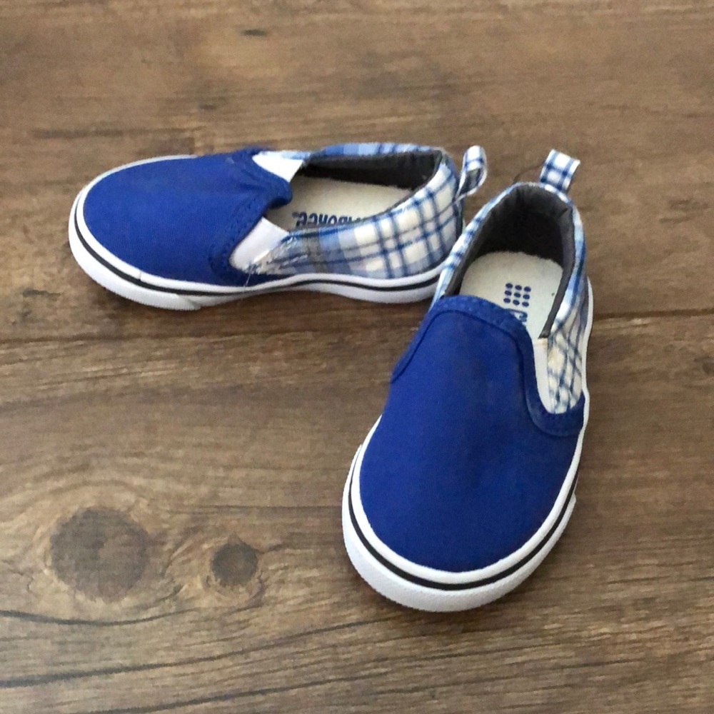 Size 4 baby shoes-boys